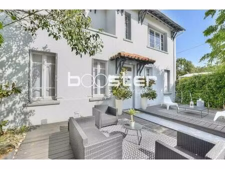 7 deniers - maison familiale 155 m² avec superbes extérieurs  deux terrasses et jardin arb