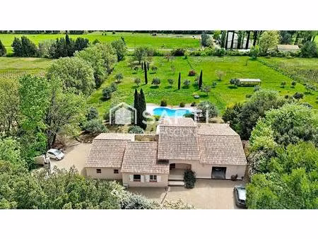 villa de charme – lorgues  cadre exceptionnel