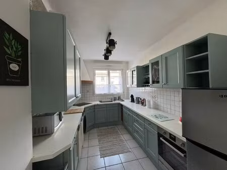 charmant t3 meuble-triangle d'or-la2274