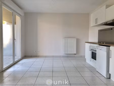 t2 + terrasse + garage