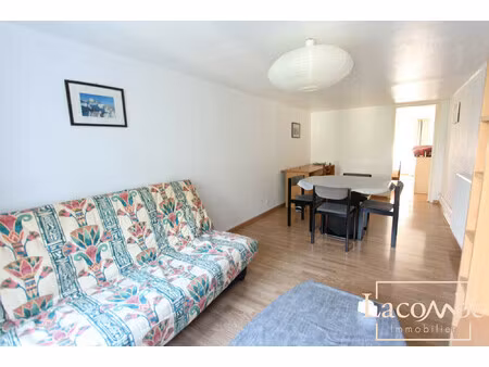 location t2 meublé en duplex à chambéry