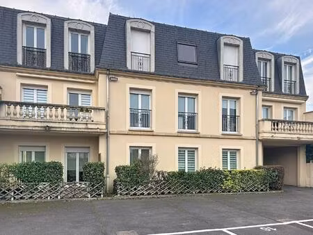 calme  récent  tout confort  proche de tout !