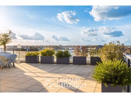 100m² au dernier étage avec terrasse panoramique sur nantes de 130m²