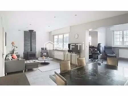 maison individuelle de plain-pied avec sous-sol !