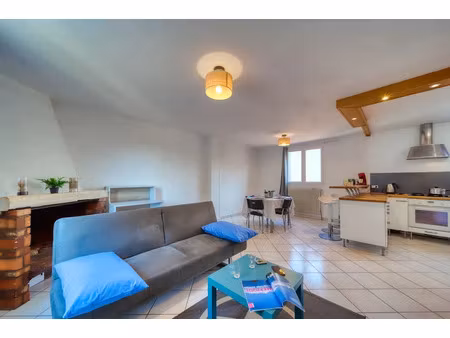 location meublée appartement 4 pièces 90 m² à fontaine (38600)  1 300 €