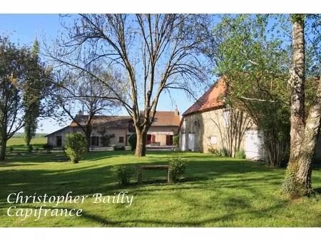 longère 5 chambres  avec dépendances et un terrain de 3 4 hectares