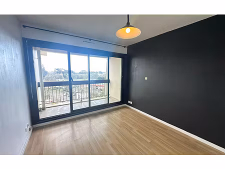 location appartement  m² t-1 à gradignan  515 €