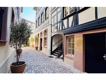 location appartement  m² t-2 à strasbourg  759 €
