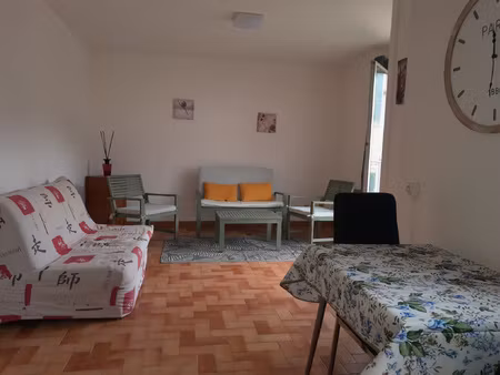 grand studio avec cave