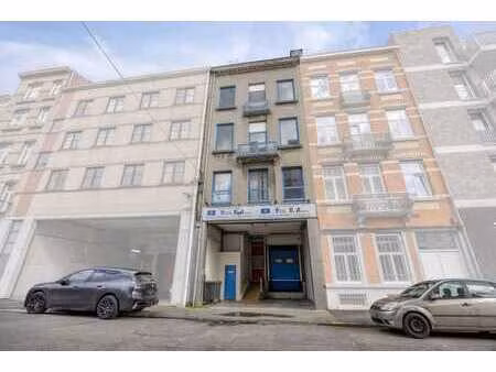 atelier de découpe de viande entièrement équipé à vendre