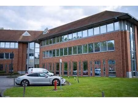 bureaux lumineux 195m²  epc b  à waterloo