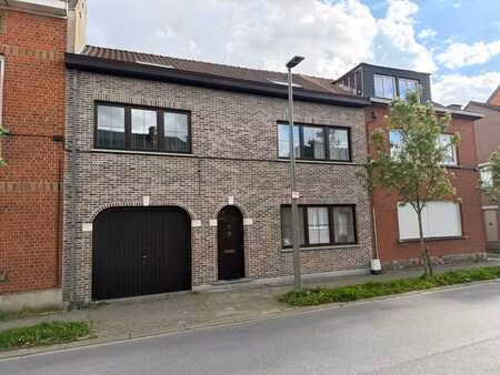 spacieuse maison familiale prête à emménager avec 3 chambres