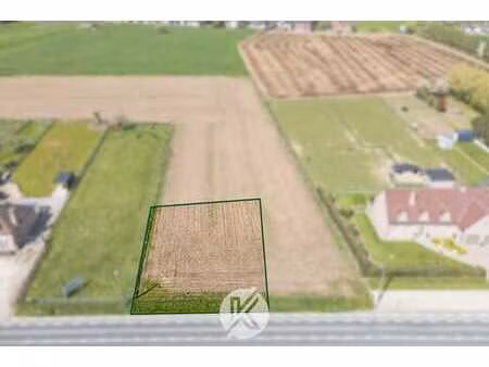 uitstekend gelegen bouwgrond voor open bebouwing