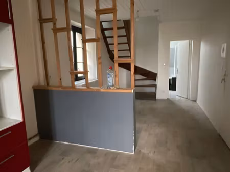 f3 duplex de 48 m² sh saint julien proche voie rapide