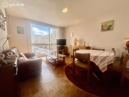 appartement 3 pièces – centre-ville du havre – vue bassin – exposition plein sud