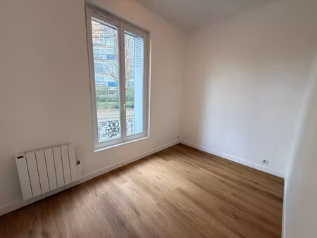 t2 de 24 30 m² en rez-de-chaussée – livry-gargan