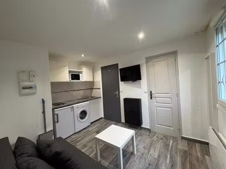 studio / 19m² / corbeil essonnes (rer d)