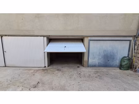 garage hyper centre lisie