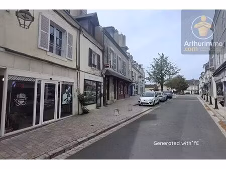rdc murs commerciaux occupés – centre-ville de beaugency