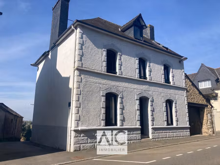 maison 8 pièces  156m2  rostrenen (22110)