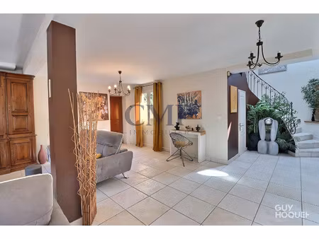 à vendre bien rare à lattes - élégante villa familiale de st
