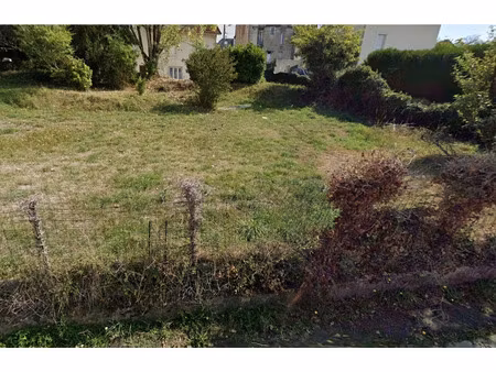 terrain quartier hôpital