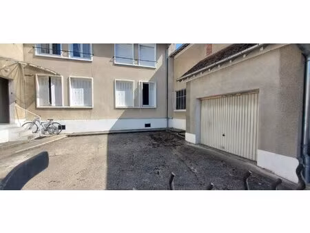 appartement 3 pieces en rez-de-chaussee