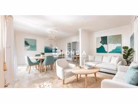 exclusivité foncia / édit de nantes : grand t3 traversant de 87 5 m2 avec vues dégagées et