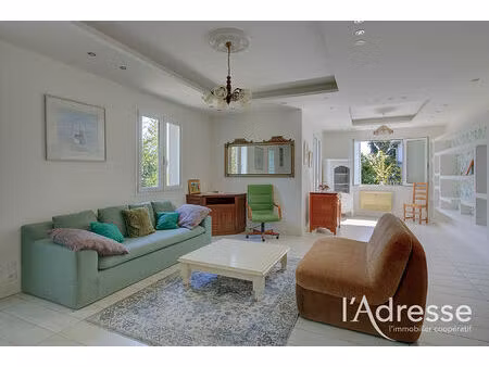 location appartement 5 pièces  104.76m²  talasani