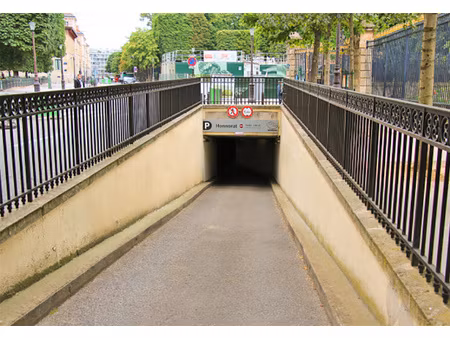 places de parking à vendre 9 rue auguste comte 75006 paris