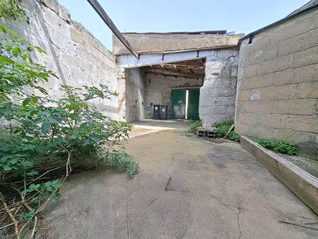 garage a rehabiliter dans beauvoir sur mer