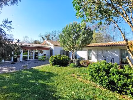 ensemble de 2 maisons 5 pièces