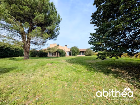 demeure d'architecte au coeur du vignoble  volumes d'exceptio