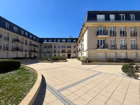 fontainebleau - 5 pièces en rez-de-chaussée – idéal habitation ou profession libérale