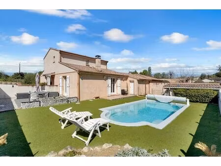 maison familiale t6 de 144m² avec piscine