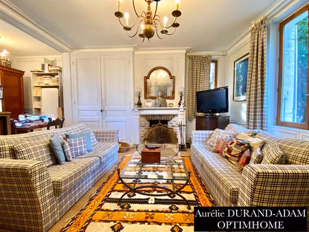 propriété de charme avec maison de maître et ses dépendances  à proximité des plages de de