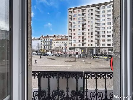 appartement 6 pièces 149 m²