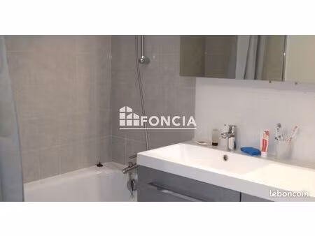 appartement meublé 2 pièces 47.61m² à louer 1390 - courbevoie 92400