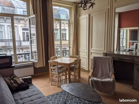bel appartement t3 meublé - hyper centre lille ( république)