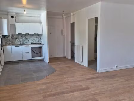 t3 lumineux 64m2 rénové - saint-martin-la-plaine (les vernes)