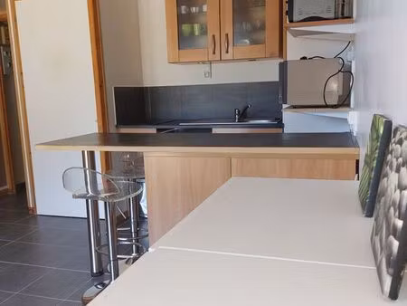 studio meublé en rez de jardin à albertville