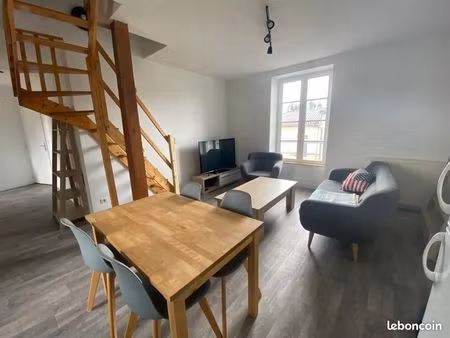 bel f3 duplex meublé à riom