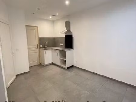 studio 1 pièce 18 m²