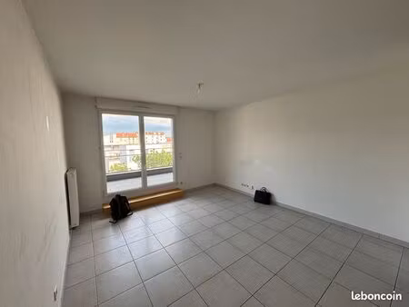 appartement t3 avec terrasse - nancy