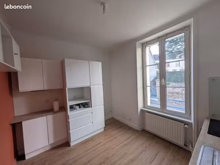 appartement non meublé à louer 850/mois 4 pièces 3 chambres 1 terrasse – 73 m2 duplex 1er 
