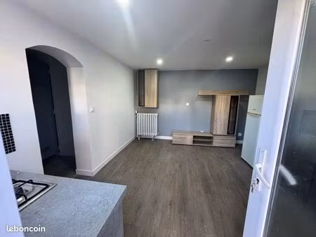 loue t1 meublé centre ville