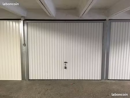 garage sécurisé à louer – centre-ville de lorient