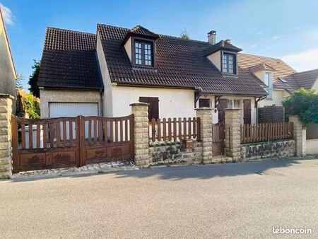 maison 5 pièces 93 m²