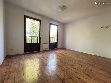 studio 1 pièce 23 m²