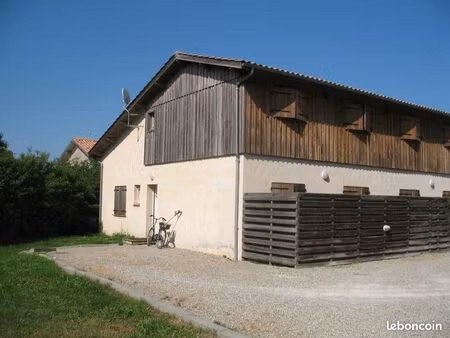 appartement t4 à 1 mn de la sortie de l’a65